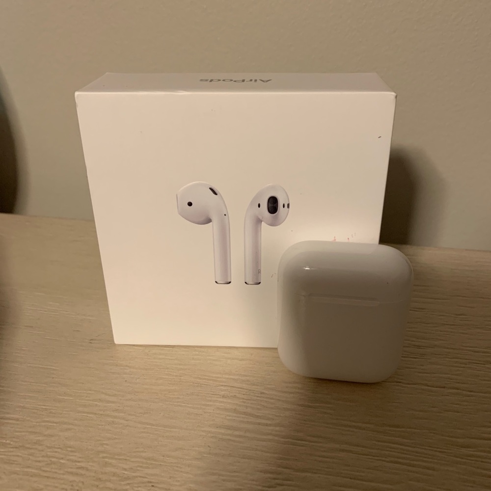 Apple AirPods